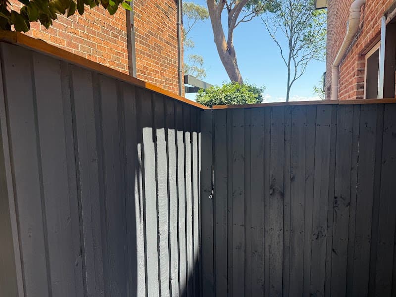 Modern Effect Pty Ltd painter work in Point Clare