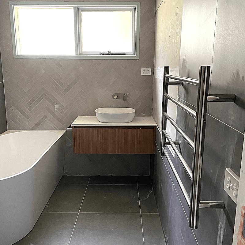 Modern Electrical Group electrician work in Frankston South