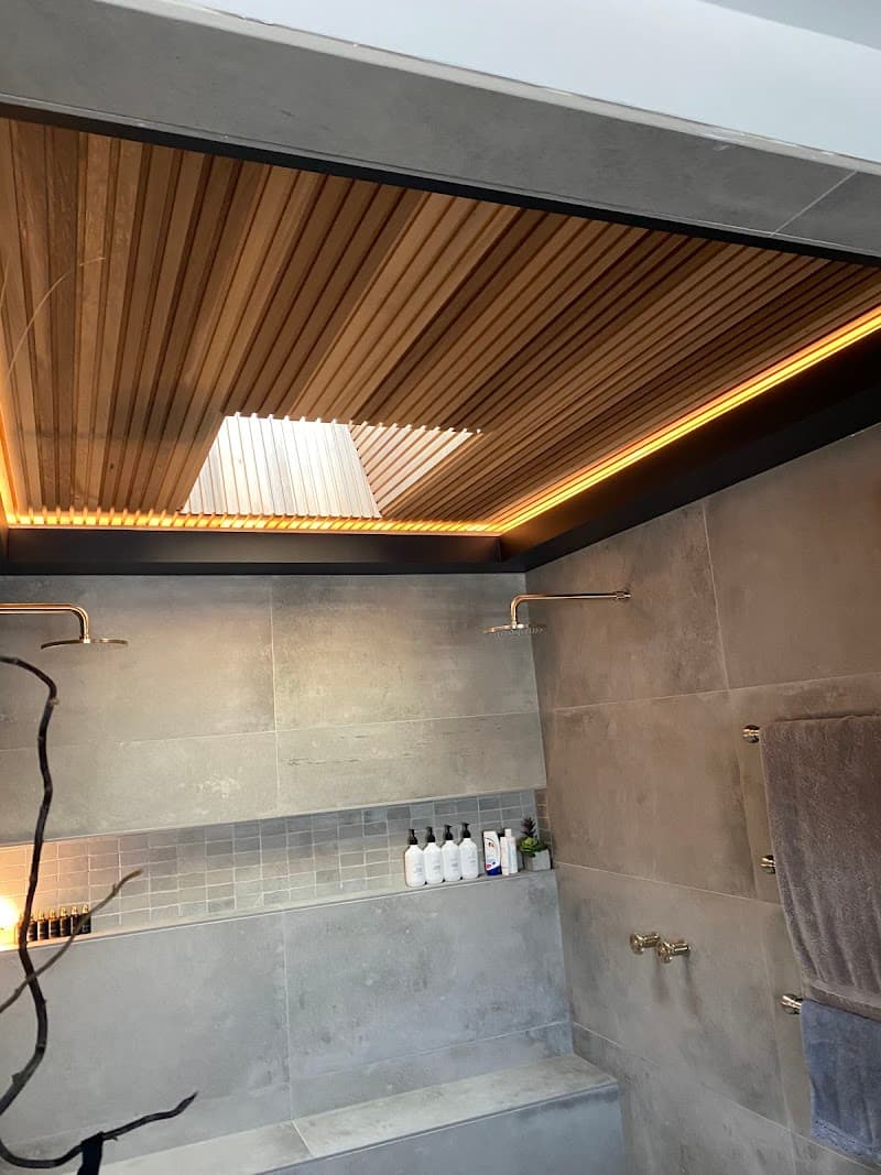 Modern Electrical Group electrician work in Frankston South