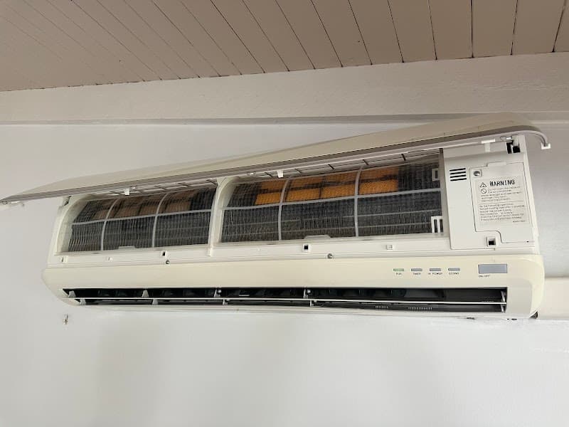 Mond's Air Con Cleaning air conditioning work in Slacks Creek