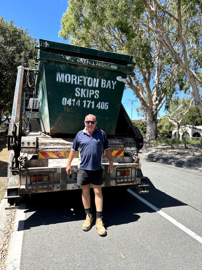 Moreton Bay Skip Bins rubbish removal work in Bongaree