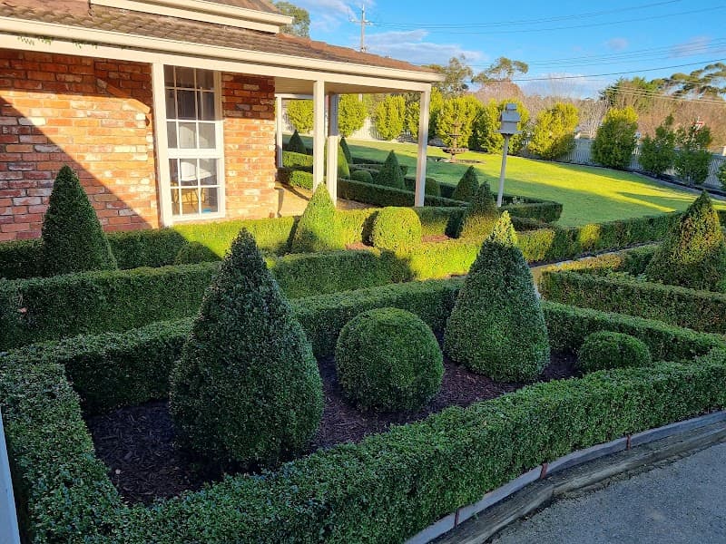 Mornington Lawn and Property Maintenance lawn care work in Mornington