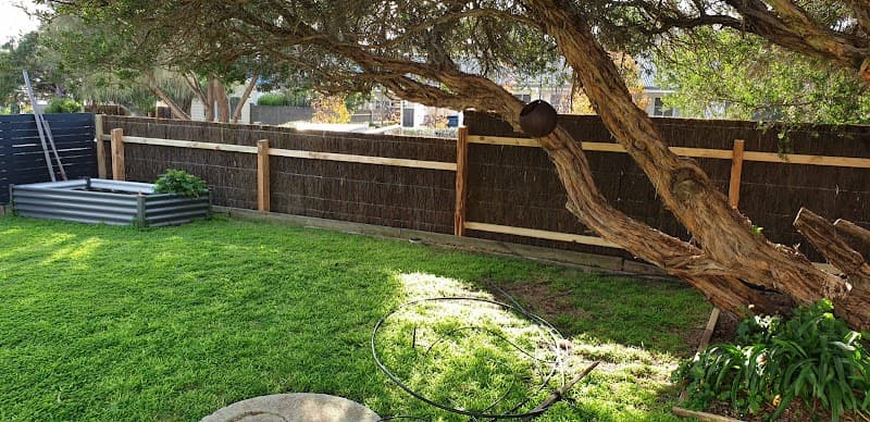 Mornington Peninsula Fences fencing work in Rosebud