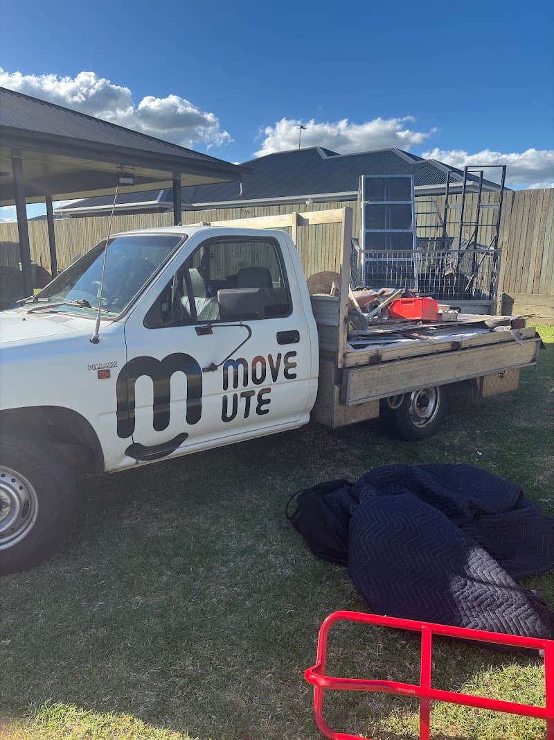 Move Ute removalist work in Harristown
