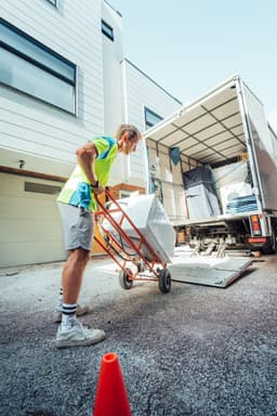 Movers Choice & Co