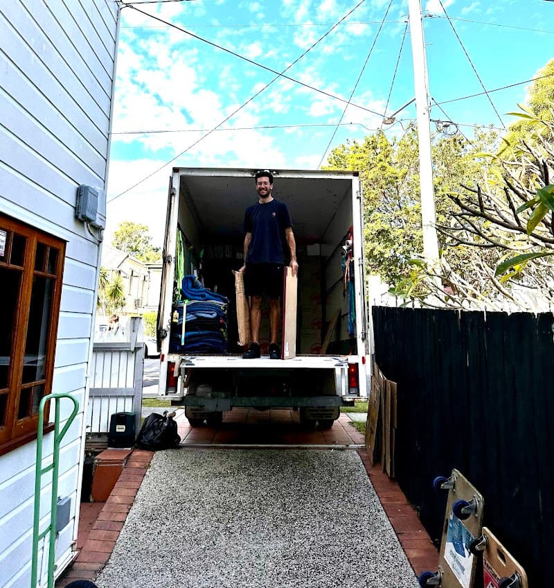 Movify Group Removals removalist work in Norman Park