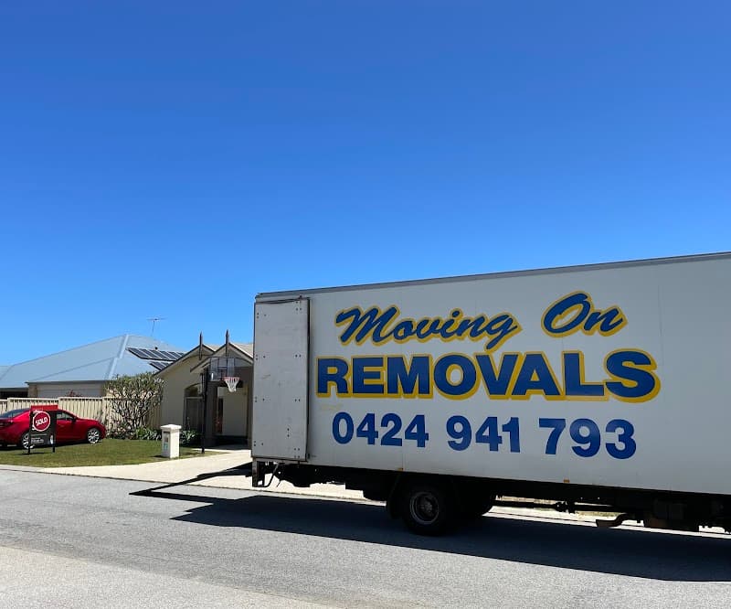 Moving On Removals removalist work in East Rockingham