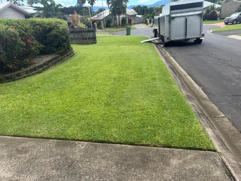 Mow & Mulch Lawn & Garden Maintenance gardening work in White Rock