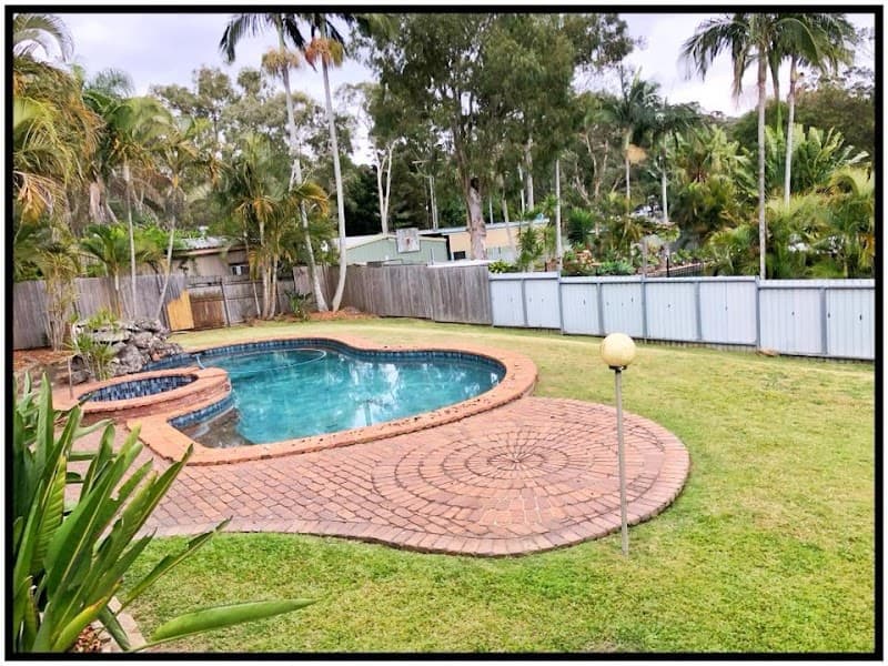 Mow Worries lawns and garden care landscaping work in Redland Bay