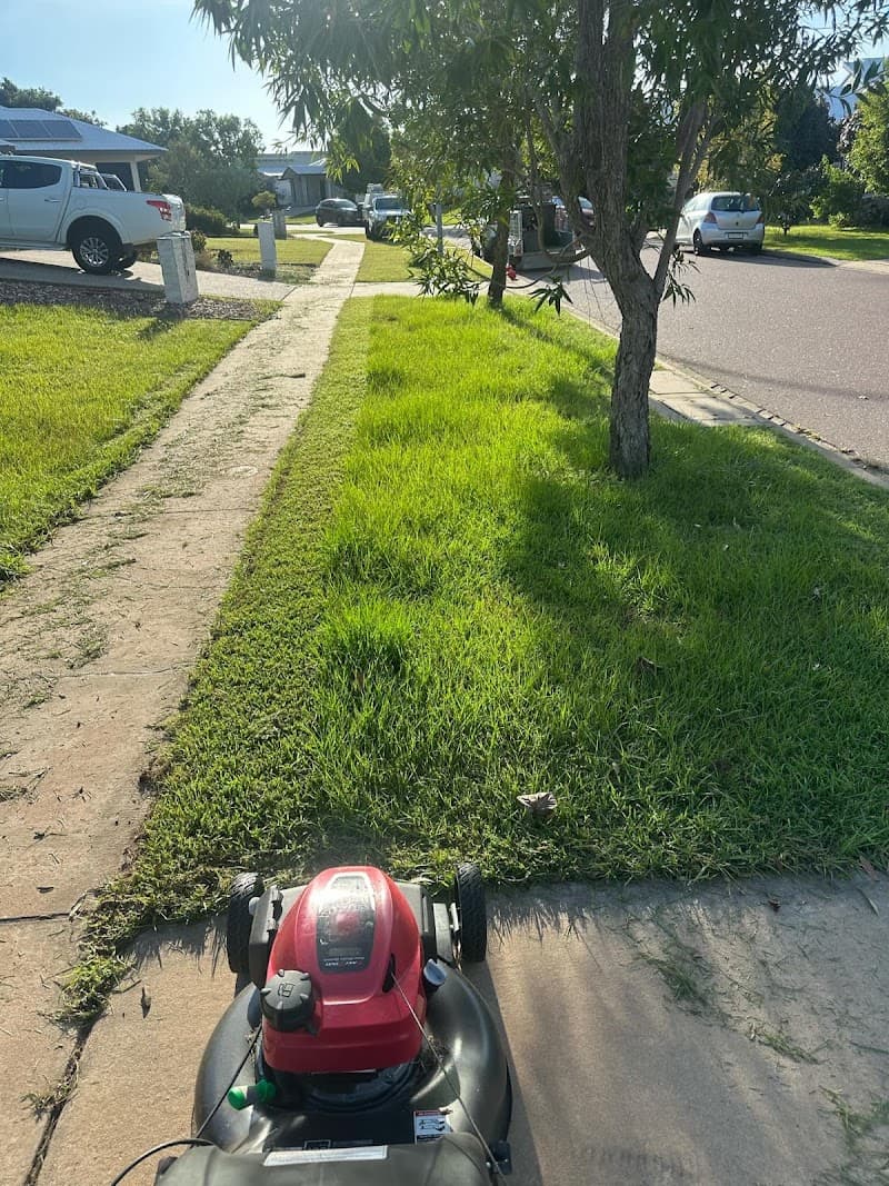 Mow810 lawn care work in Lyons