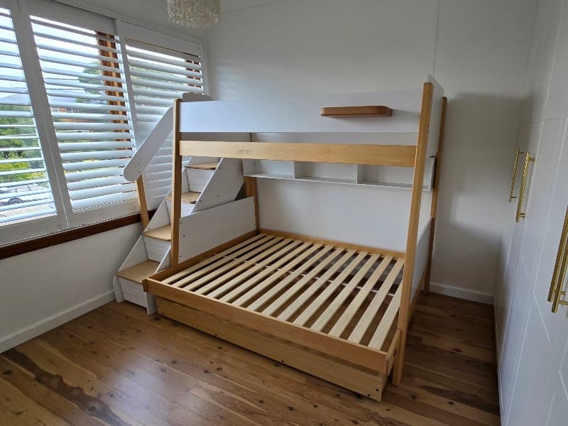Mr Assemble furniture assembly & tv mounting work in Condell Park