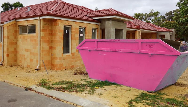 Mr Bins rubbish removal work in North Geelong