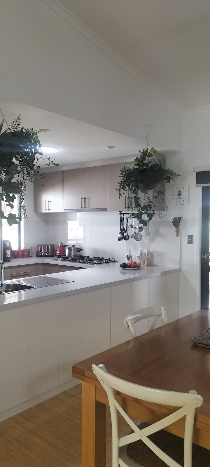 Mr kitchens and cabinets kitchen renovation work in Mandurah