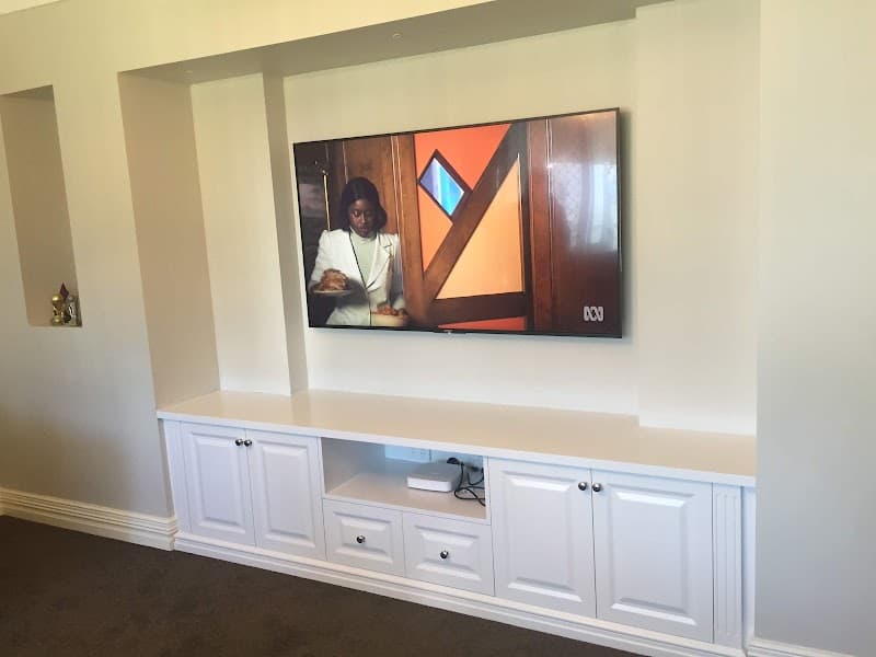 Mr kitchens and cabinets kitchen renovation work in Mandurah