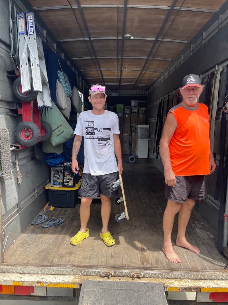Mr Ten Percent Removals removalist work in Point Vernon