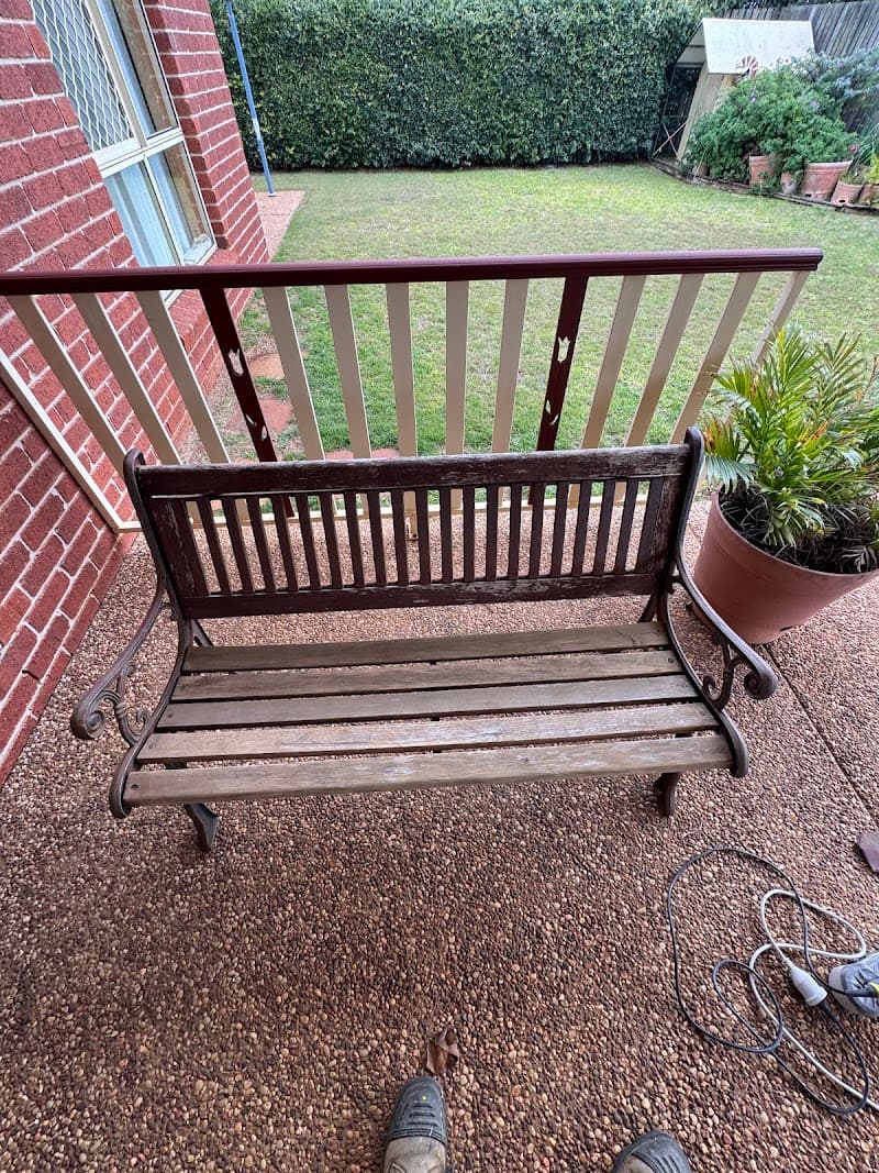 Murphy’s Fix & Paint painter work in Toowoomba City