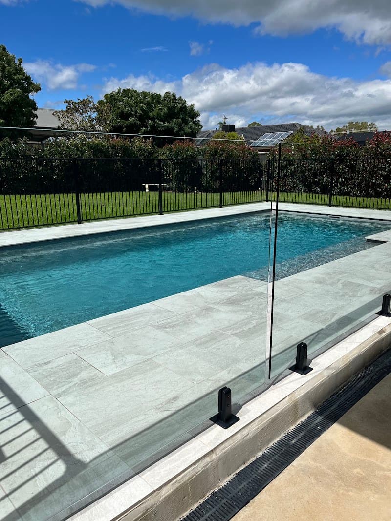 Narellan Pools Albury-Wodonga pool builder work in Lavington