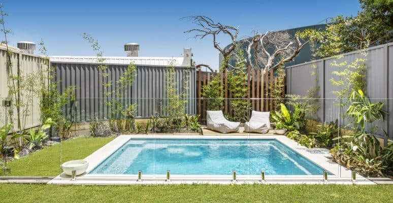 Narellan Pools Greater Gosford and Tuggerah Lakes pool builder work in Cardiff