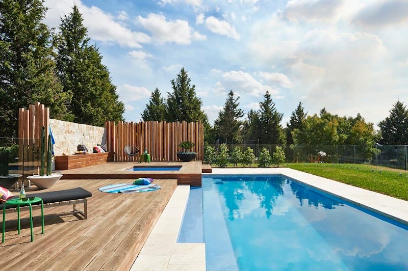 Narellan Pools pool builder work in Torquay