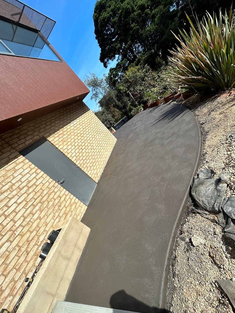 Nas Group Concreting concreting work in Reservoir