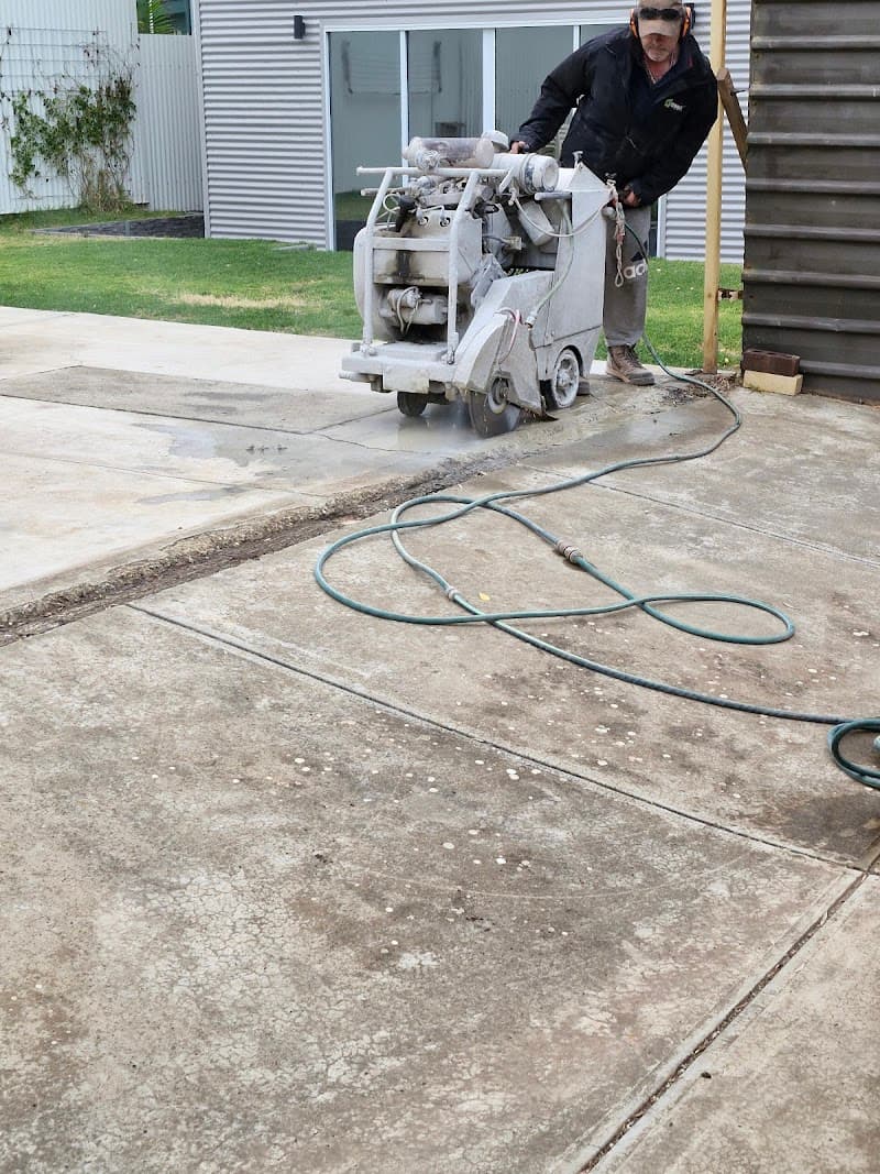 National Contracting concreting work in Hackham