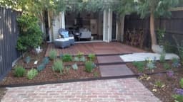 Natural Gardeners