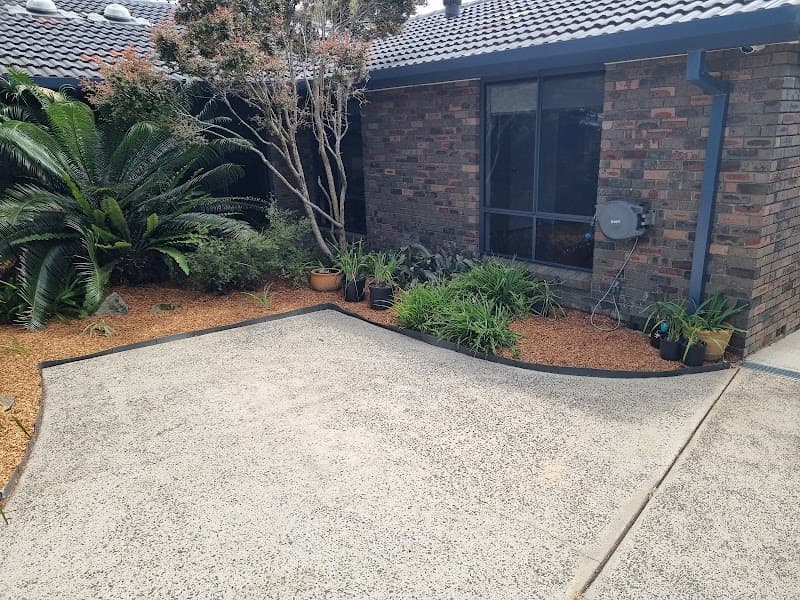 Nature's Greenscapes gardening work in Picnic Point