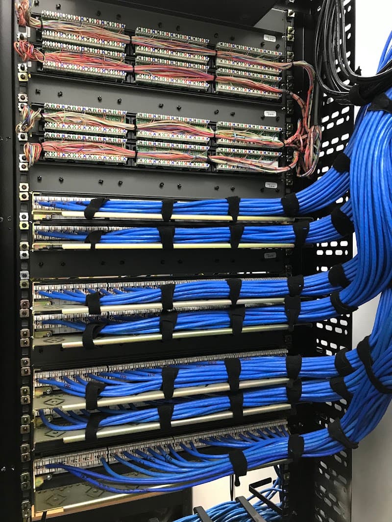 Need Group , Electrical, Air conditioning, Data air conditioning work in Bargara