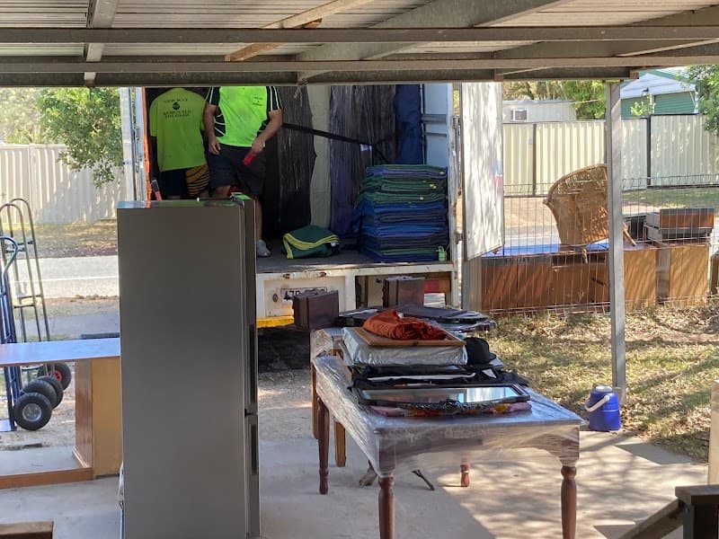 New Way In Removals removalist work in Bellbird Park