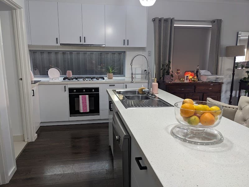 Newline Painting painter work in South Yarra