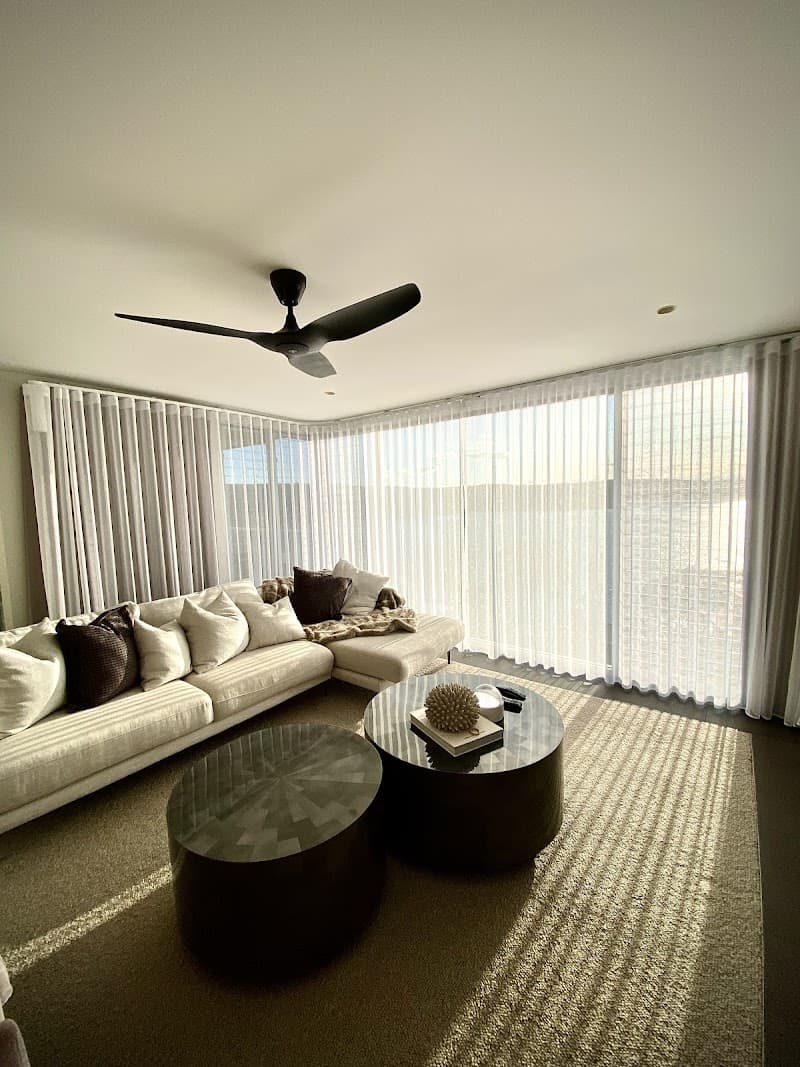 No Bull Blinds Springwood (No Showroom at this site) curtains & blinds work in Springwood