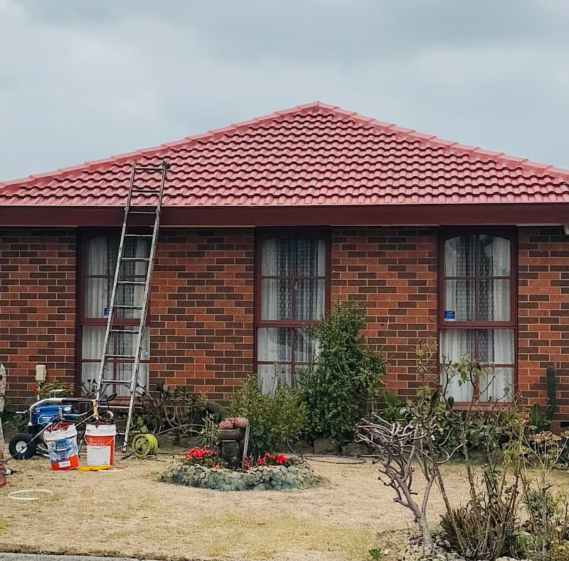 Noble Roofing and Guttering services gutter cleaning work in Dandenong North