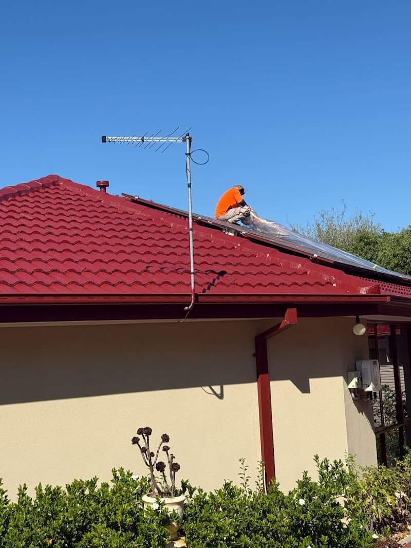Noble Roofing and Guttering services gutter cleaning work in Dandenong North