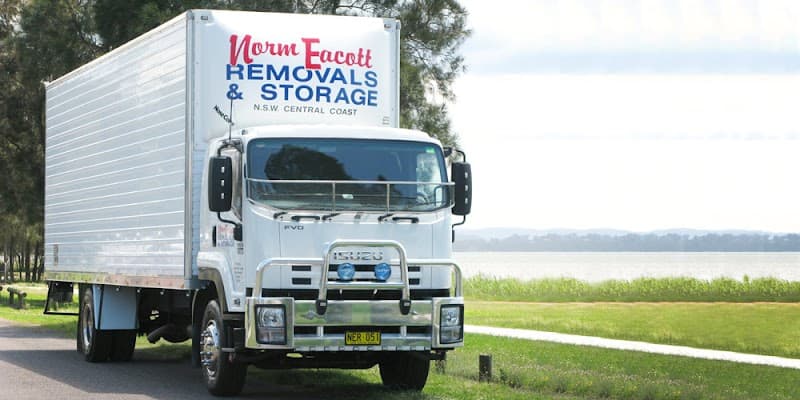 Norm Eacott Removals And Storage removalist work in Berkeley Vale
