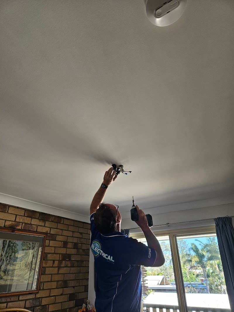North Lakes & Surrounds Electrical electrician work in North Lakes