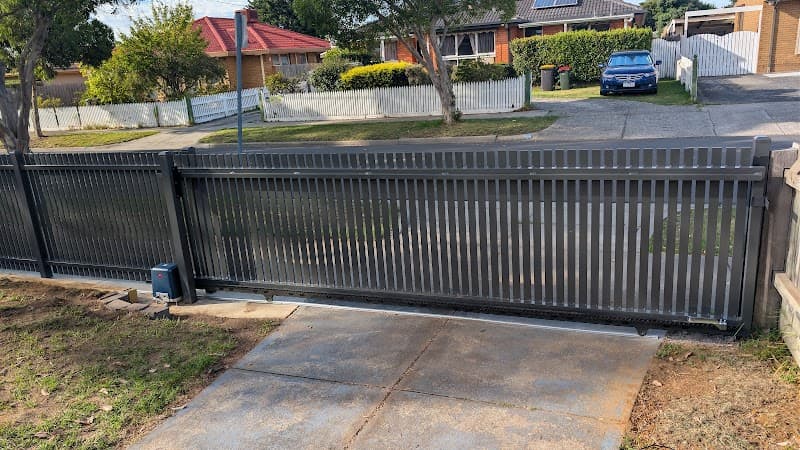 North Melbourne Fencing and Carport fencing work in Cheltenham