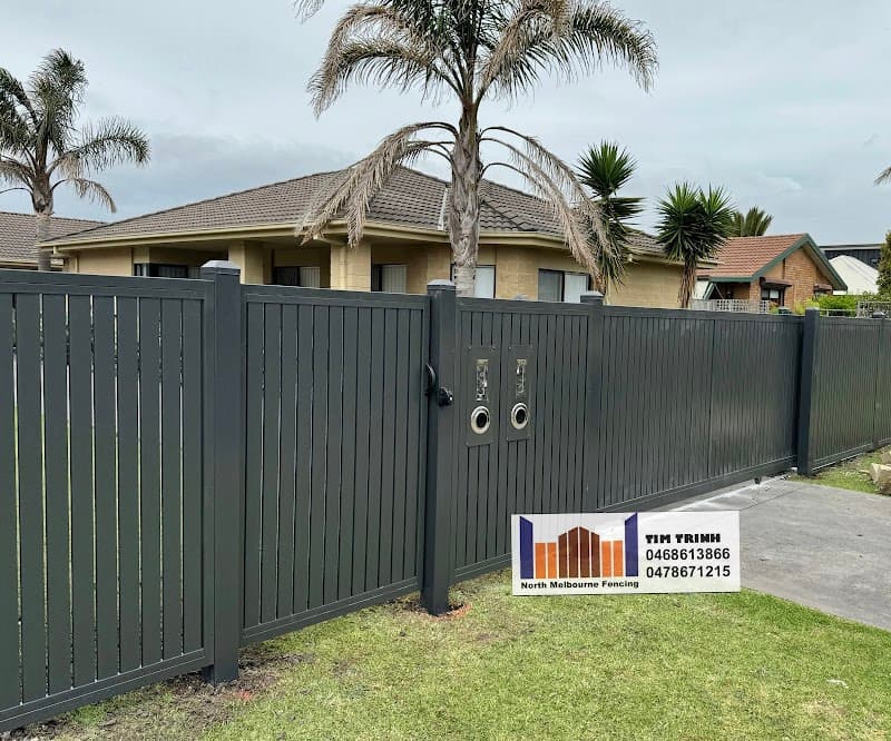 North Melbourne Fencing and Carport fencing work in Cheltenham