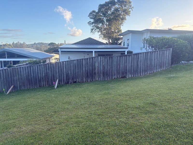 Northern Beaches Fencing fencing work in Newport