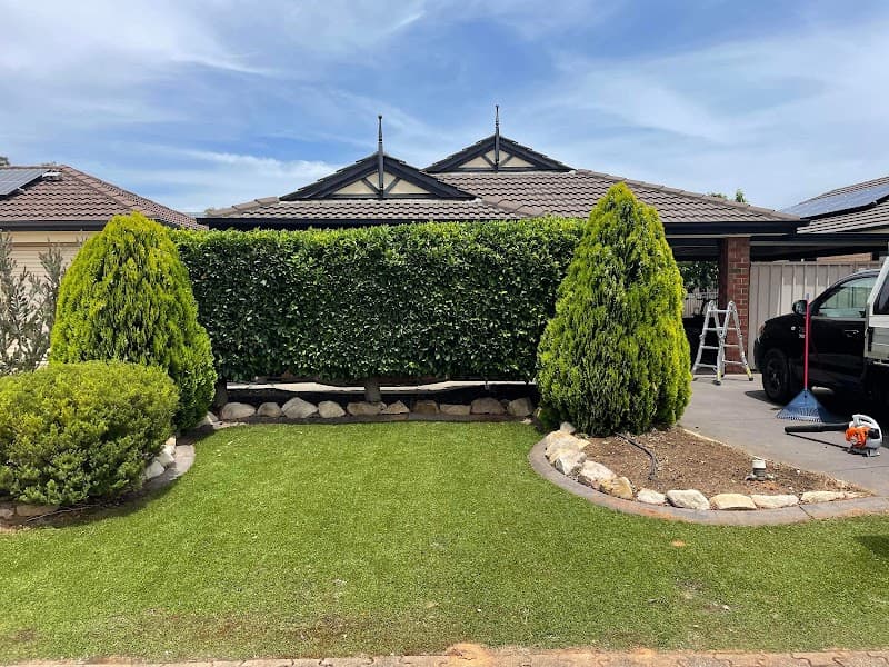 Northern Outdoor Contractors lawn care work in Clearview