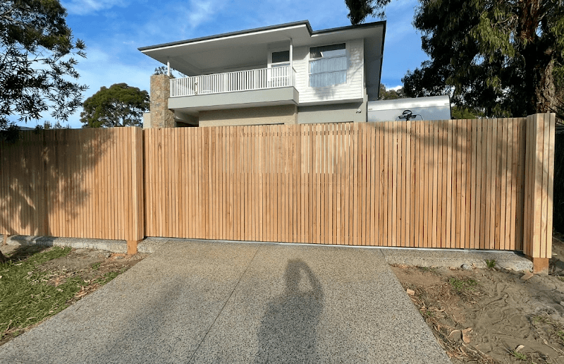 NOTTAGE AND SONS FENCING CO. fencing work in Mount Martha