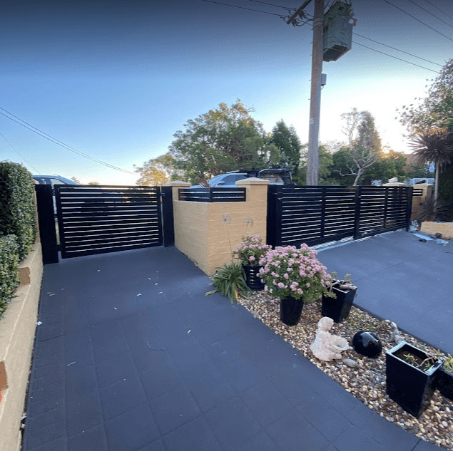 Novacoast Doors and Gates garage doors work in Morisset
