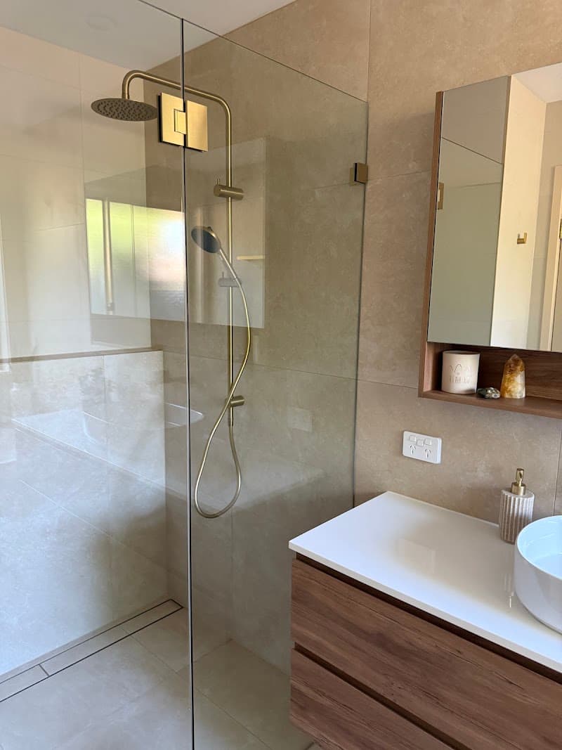 Novocastrian Bathroom Solutions bathroom renovation work in Mayfield West