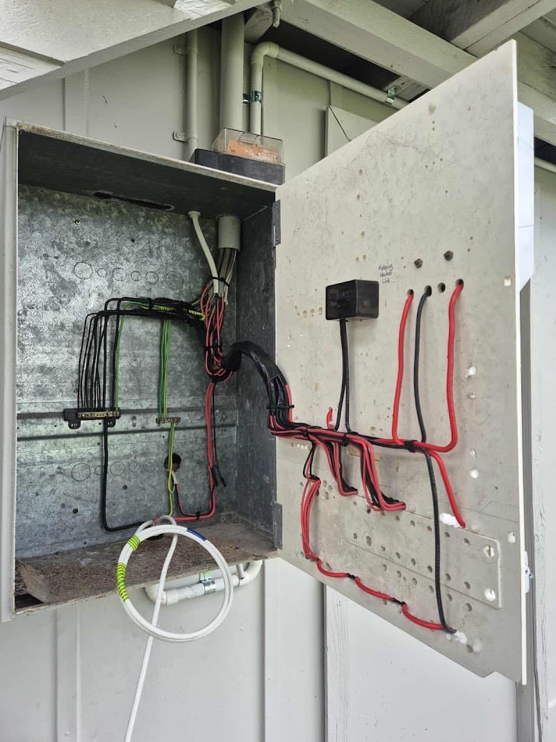 NQ Power Up Electrical air conditioning work in Ooralea