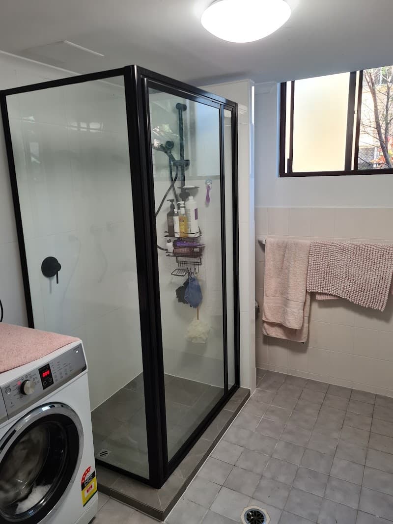 Oceanview Glass glass & glazier work in Tugun