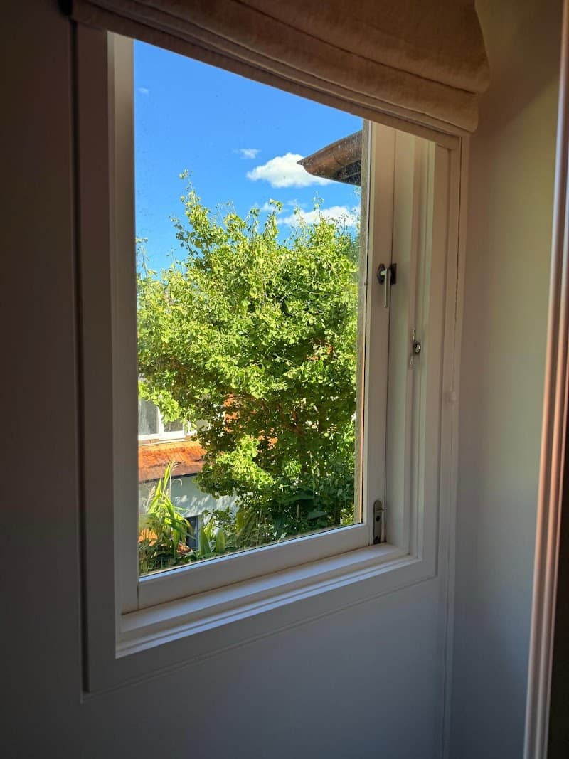 ๐ฃ๐น๐ฎ๐๐ถ๐ป๐๐บ ๐ง๐ถ๐ป๐ ๐ฆ๐ผ๐น๐๐๐ถ๐ผ๐ป๐ | Office, Home, Commercial Window Tinting Sydney window tinting work in Chatswood