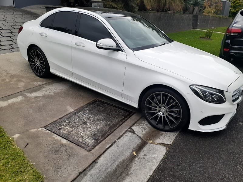 Omega Auto Tint window tinting work in Endeavour Hills