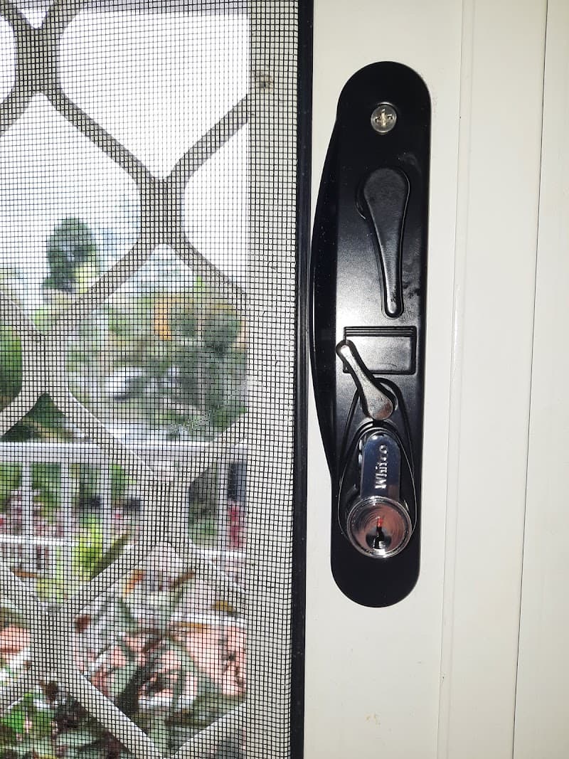 On-Site Master Locksmiths locksmith work in Tallai