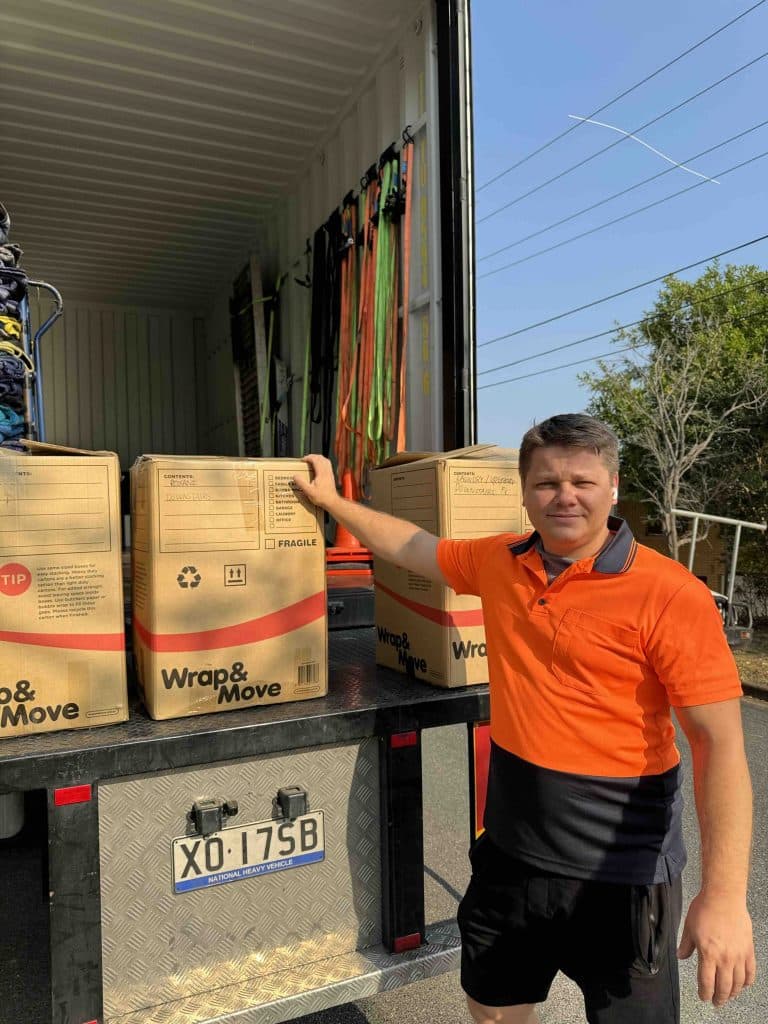 Oncall Movers removalist work in Labrador