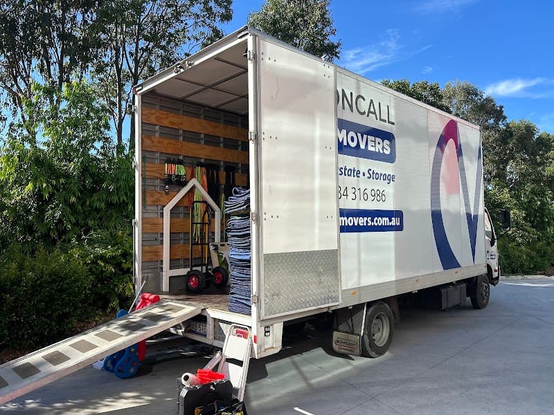 Oncall Movers removalist work in Labrador