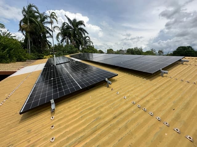 Oneroof Solar solar panel installation work in Berrimah